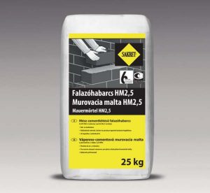 Kerámia téglák ragasztása Sakret HM-2,5 falazóhabarcsal